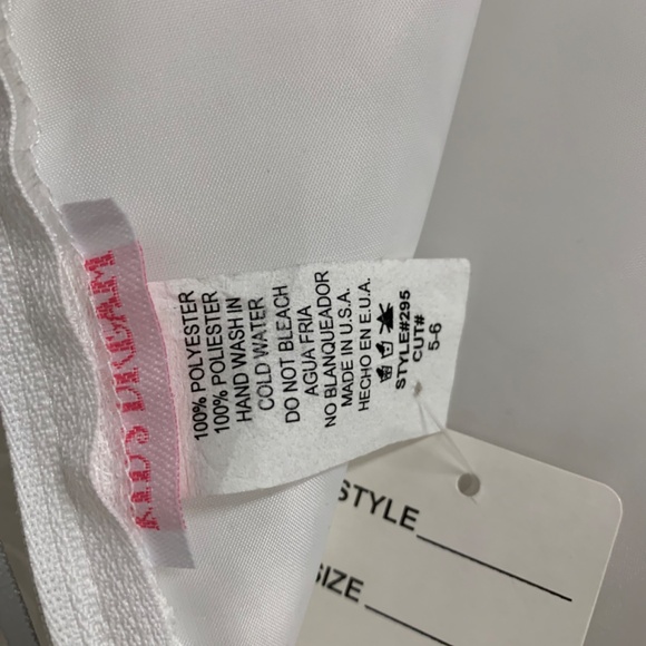 Dress - Picture 6 of 6